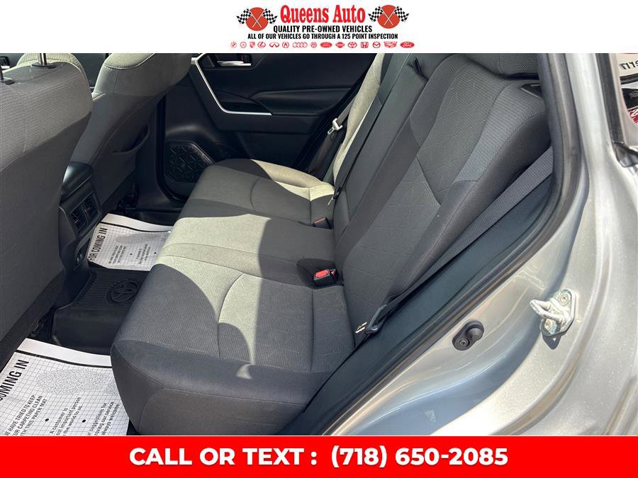 Used 2019 Toyota RAV4 XLE w/ All Weather Liner Package AWD/4WD image 11