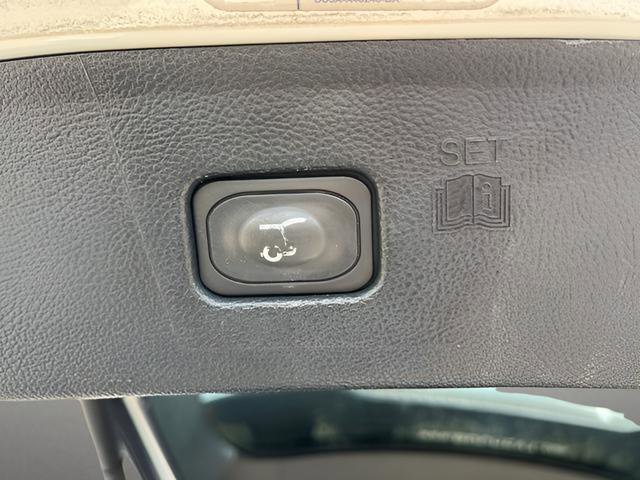 Used 2019 Ford Edge SEL w/ Equipment Group 201A image 10