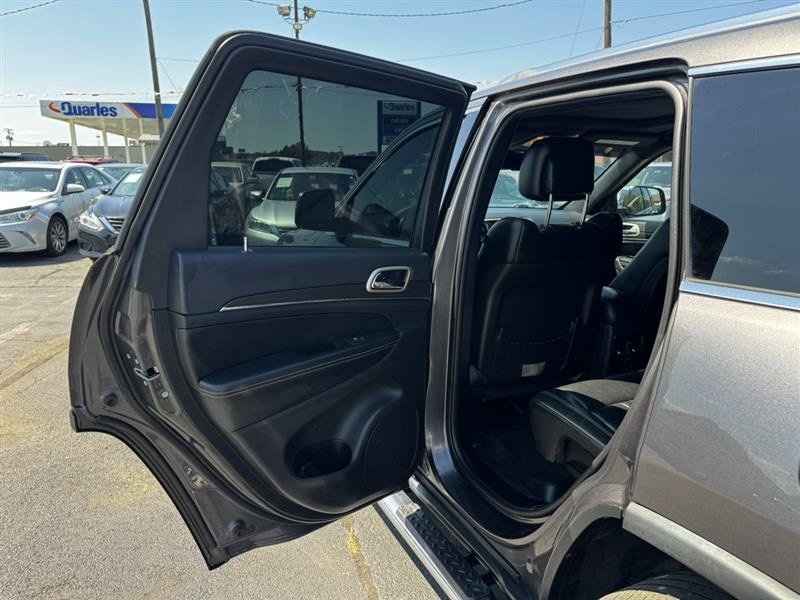 Used 2015 Jeep Grand Cherokee Limited AWD/4WD image 19