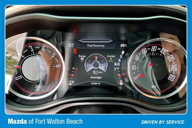 Used 2019 Dodge Challenger SXT RWD image 11