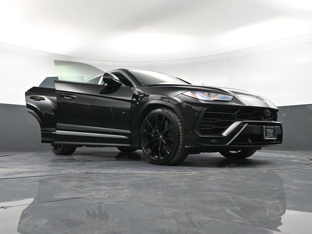Used 2019 Lamborghini Urus image 39
