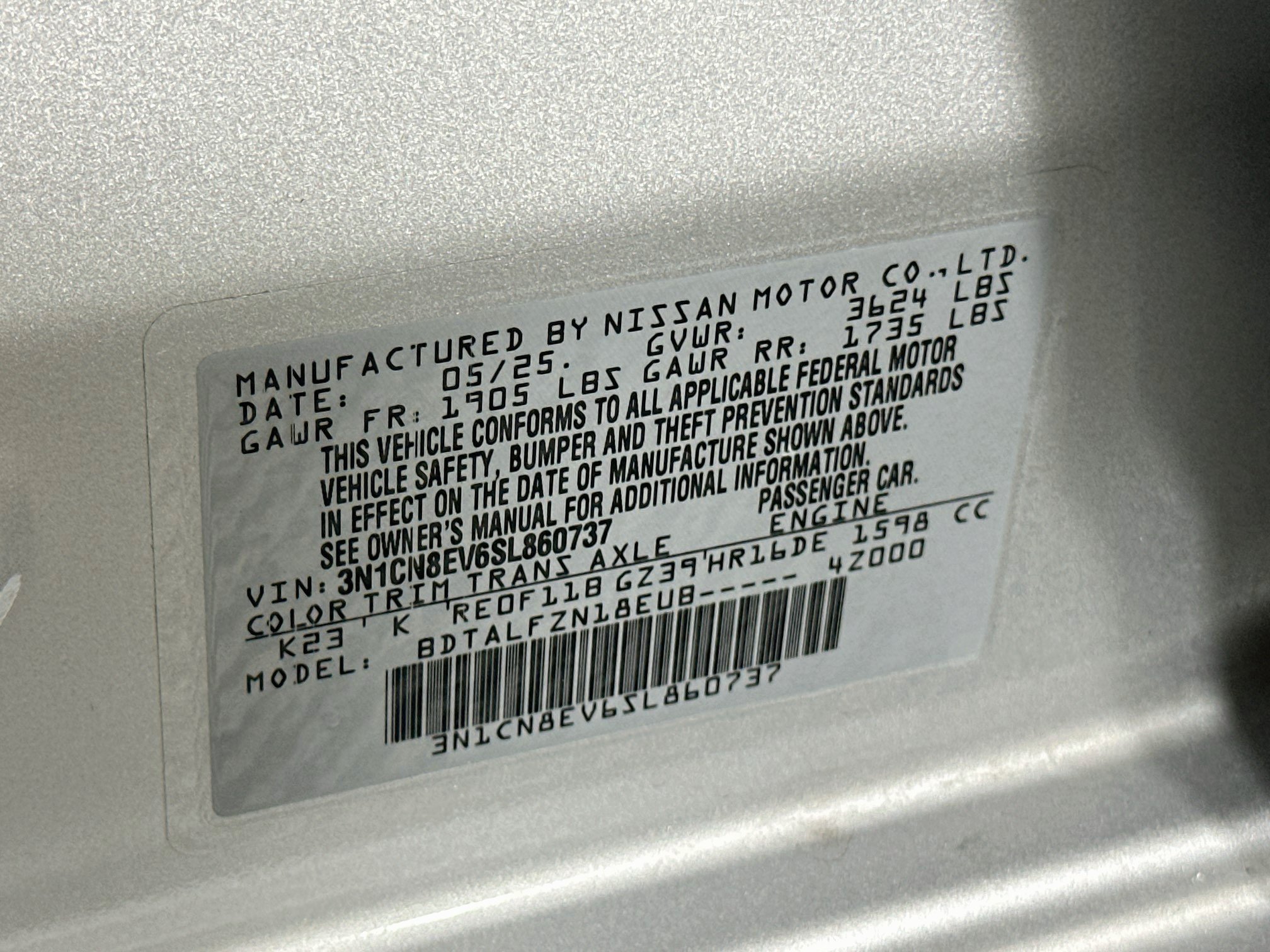 Used 2025 Nissan Versa SV FWD image 12