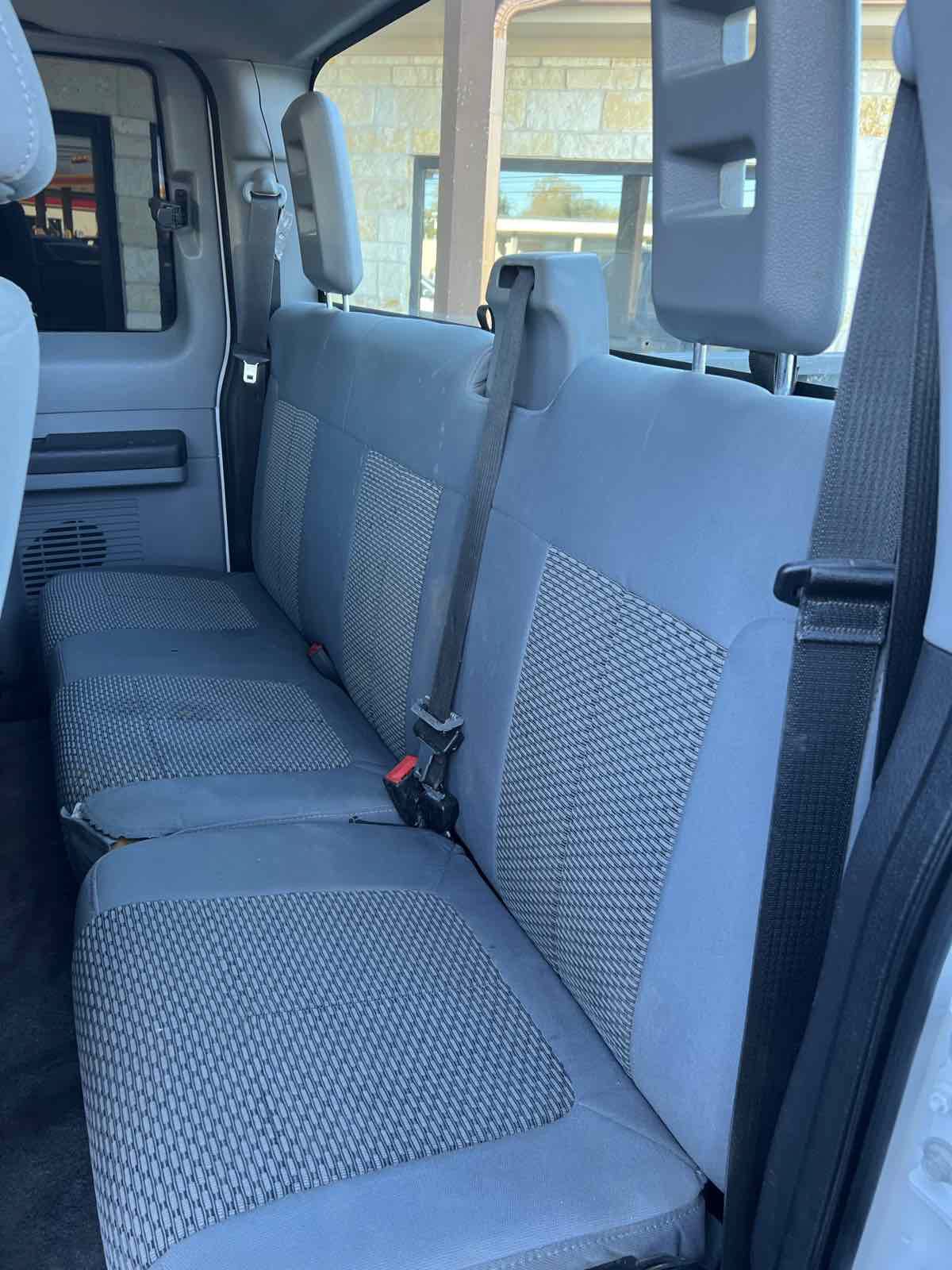 Used 2015 Ford F250 XL w/ XL Appearance Package AWD/4WD image 8