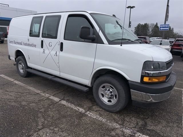 Used 2023 Chevrolet Express 2500 w/ Driver Convenience Package image 4