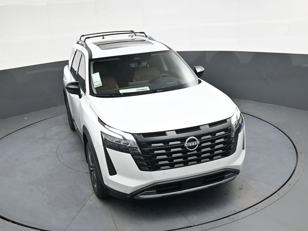 New 2026 Nissan Pathfinder Platinum w/ Cargo Package FWD image 33
