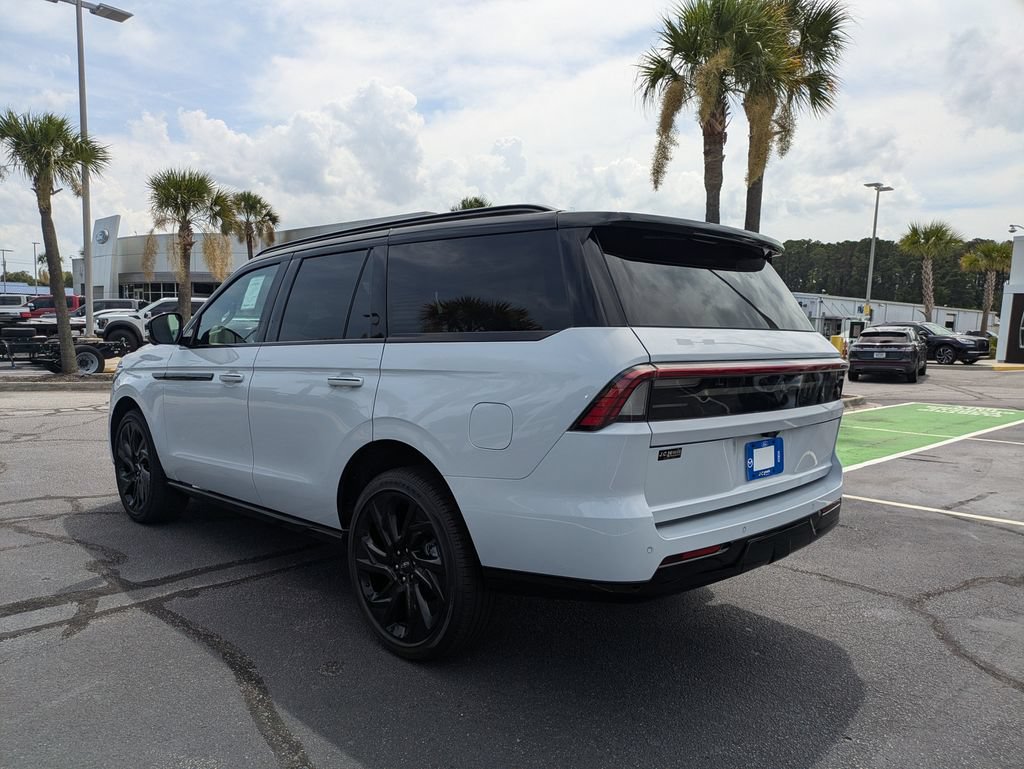 New 2026 Lincoln Navigator Black Label AWD/4WD image 6