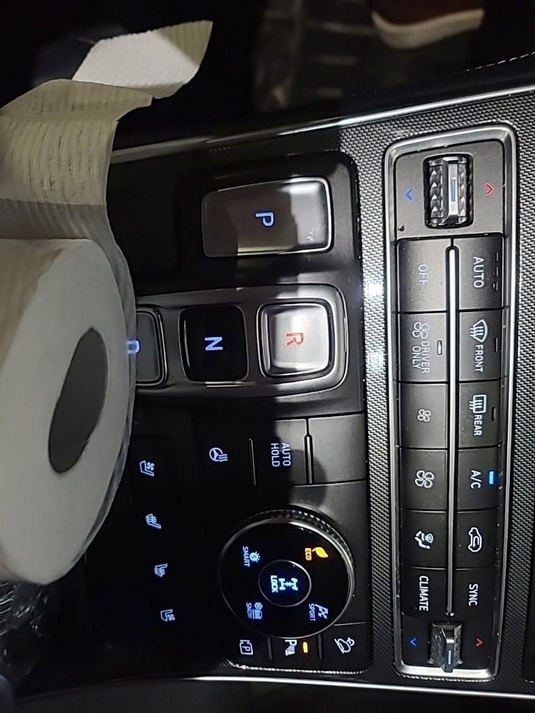 Certified 2022 Hyundai Santa Fe Limited w/ Cargo Package image 23