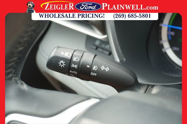 Used 2023 Toyota Highlander XLE image 29