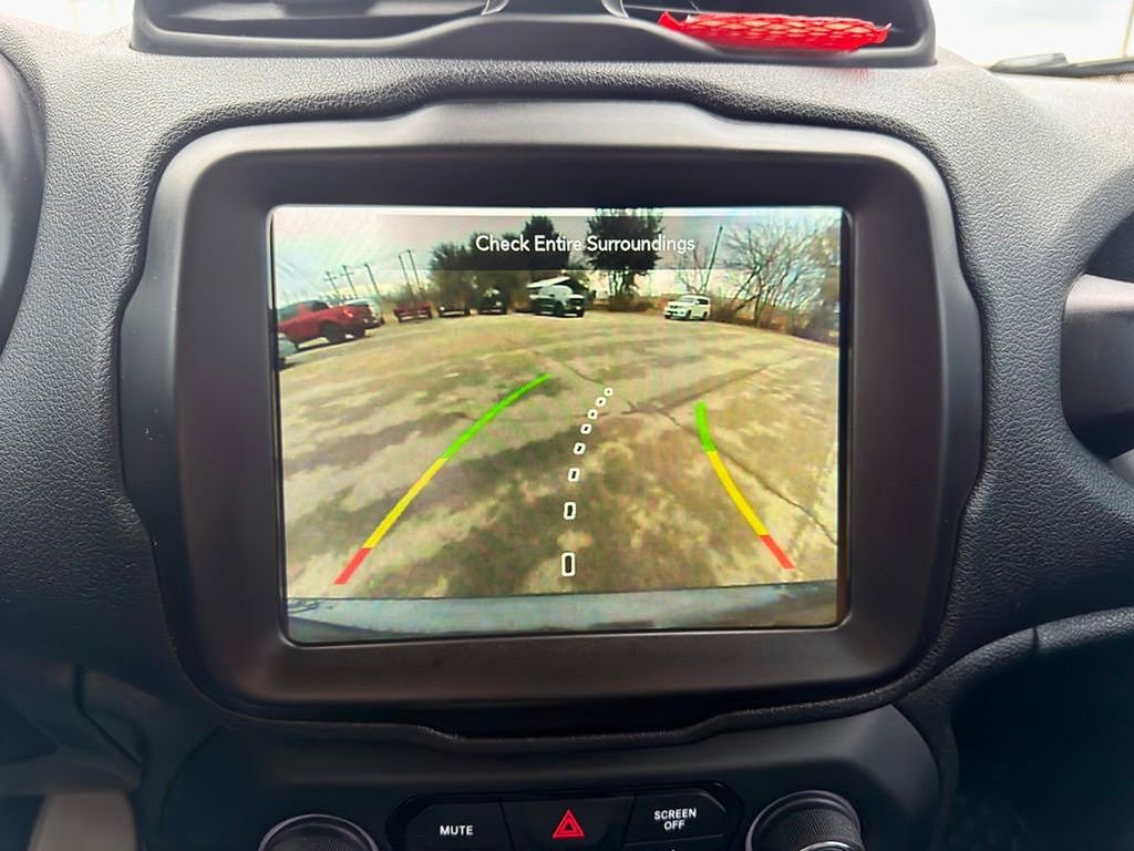 Used 2022 Jeep Renegade Limited AWD/4WD image 24