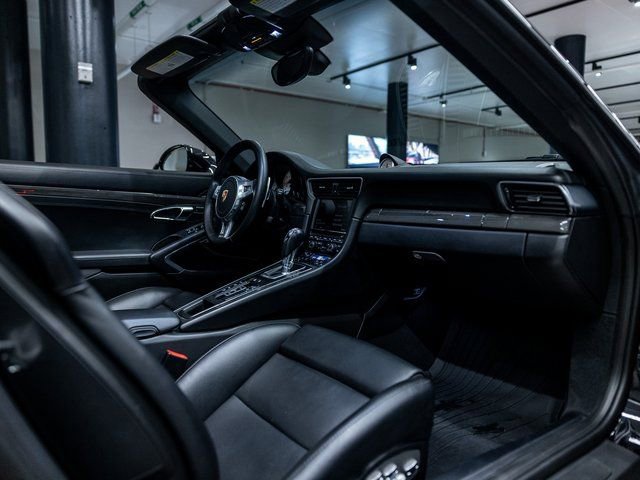 Certified 2015 Porsche 911 Turbo S AWD/4WD image 40