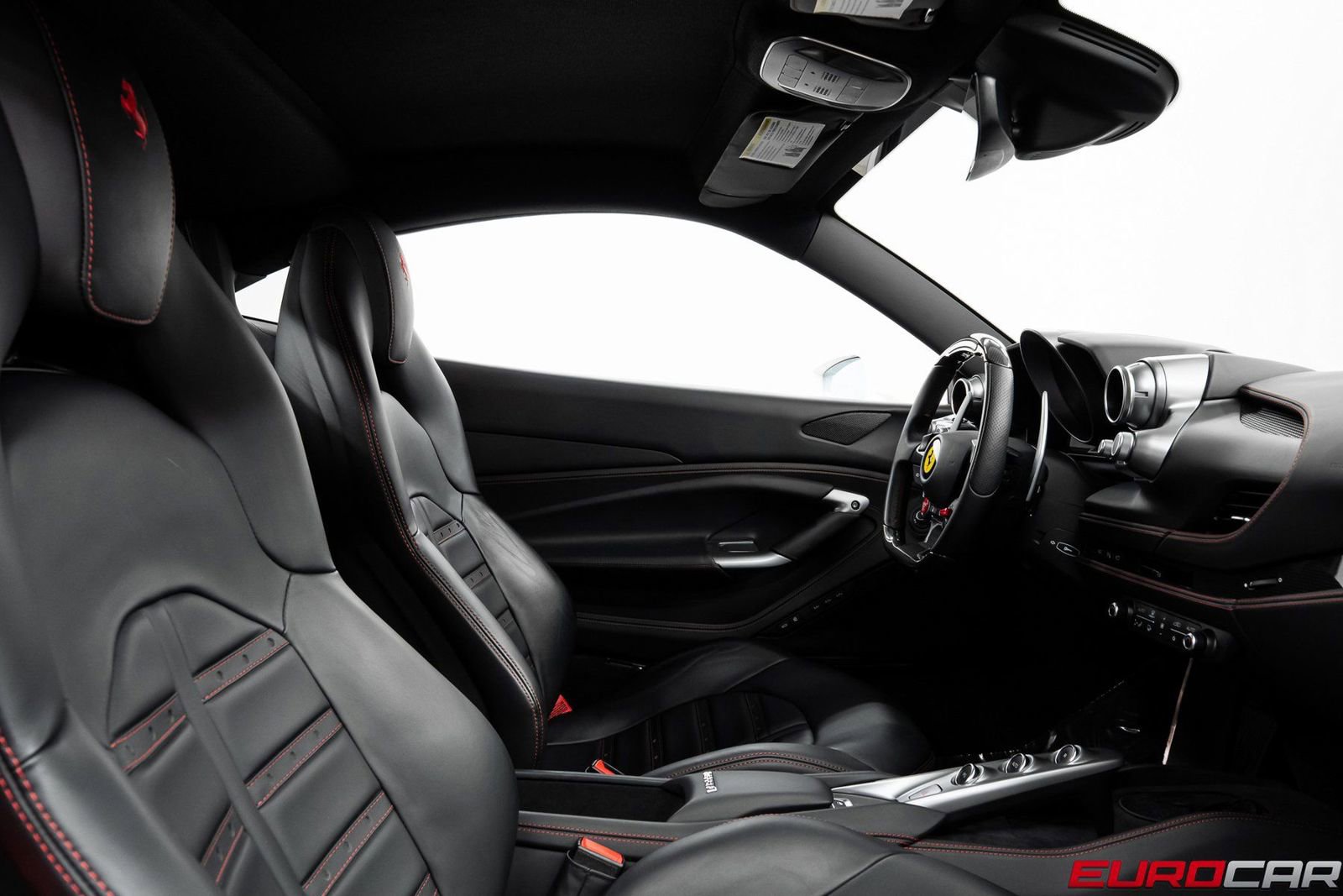 Used 2021 Ferrari F8 Tributo image 40