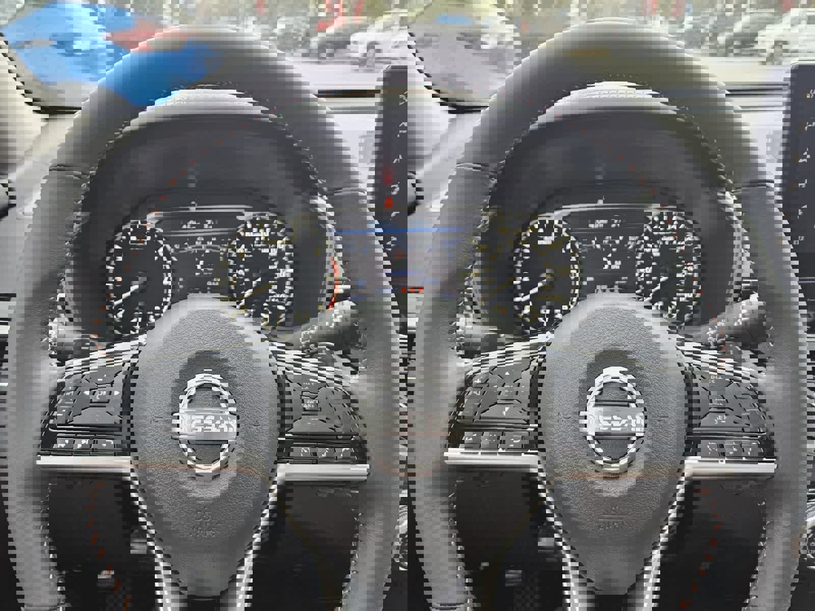 Used 2024 Nissan Altima 2.5 SR w/ SR Premium Package image 11