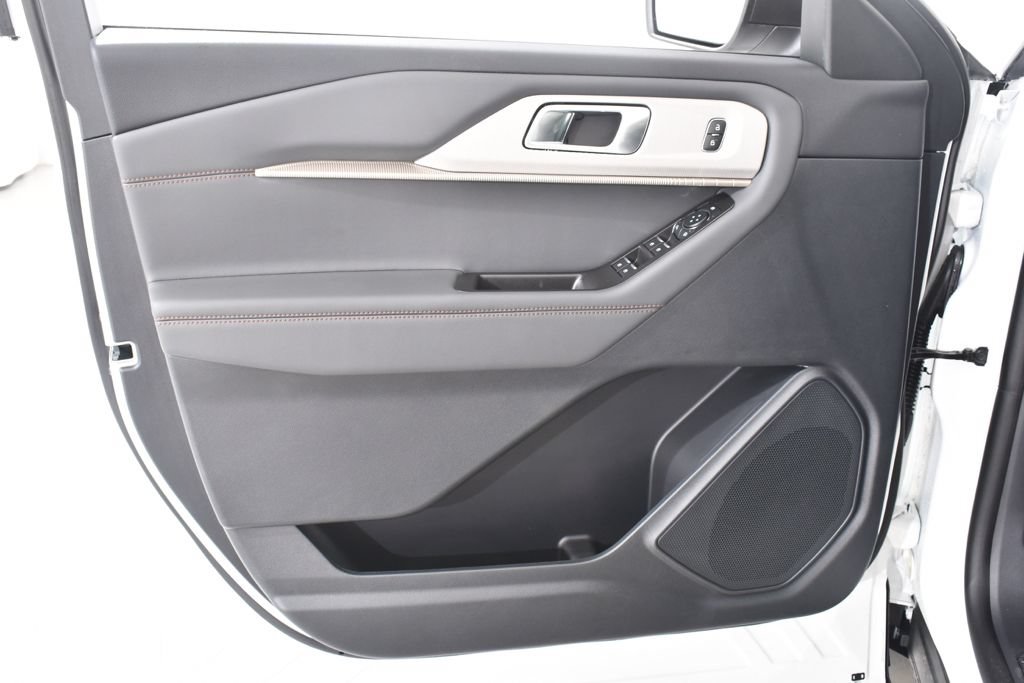 New 2026 Ford Explorer Active w/ Active Comfort Package AWD/4WD image 26