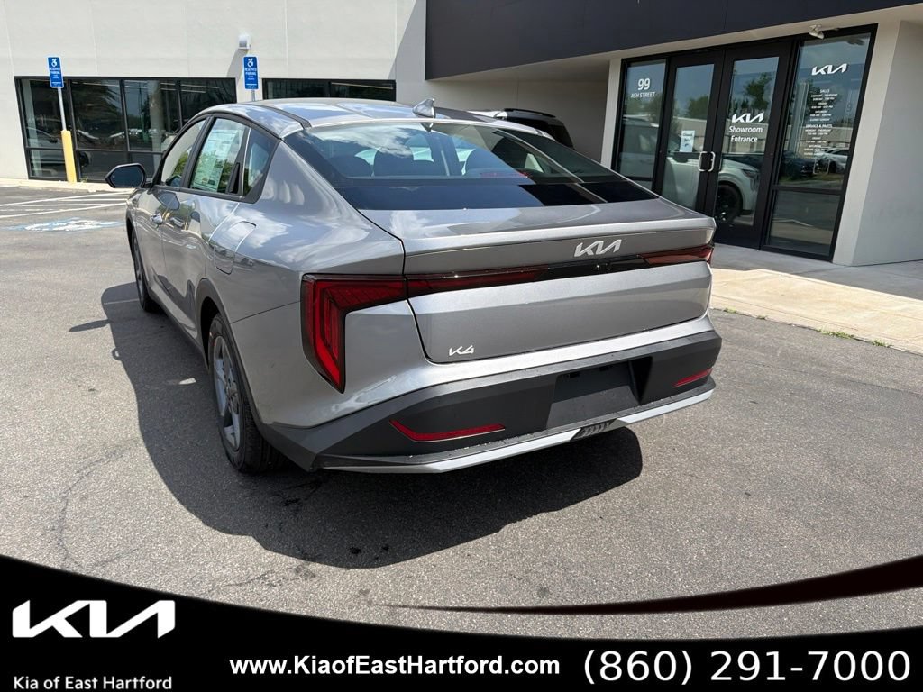 New 2026 Kia K4 FWD image 10