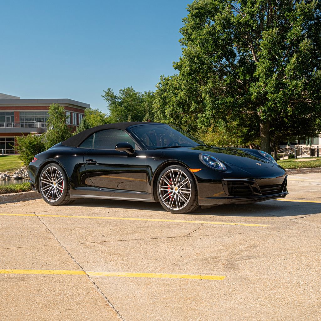 Used 2018 Porsche 911 Carrera 4S image 6