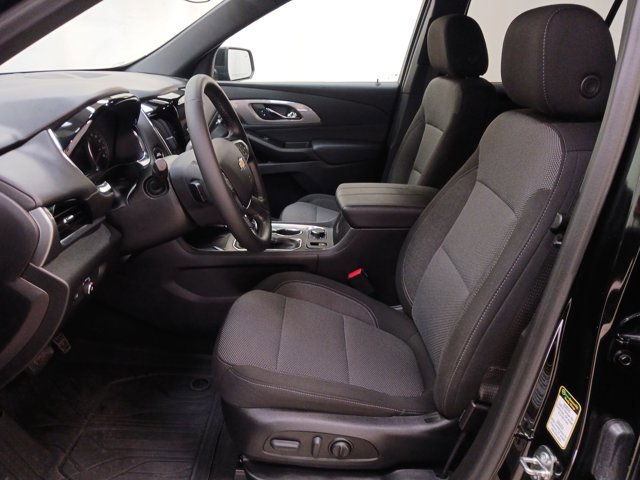 Used 2023 Chevrolet Traverse LT image 12