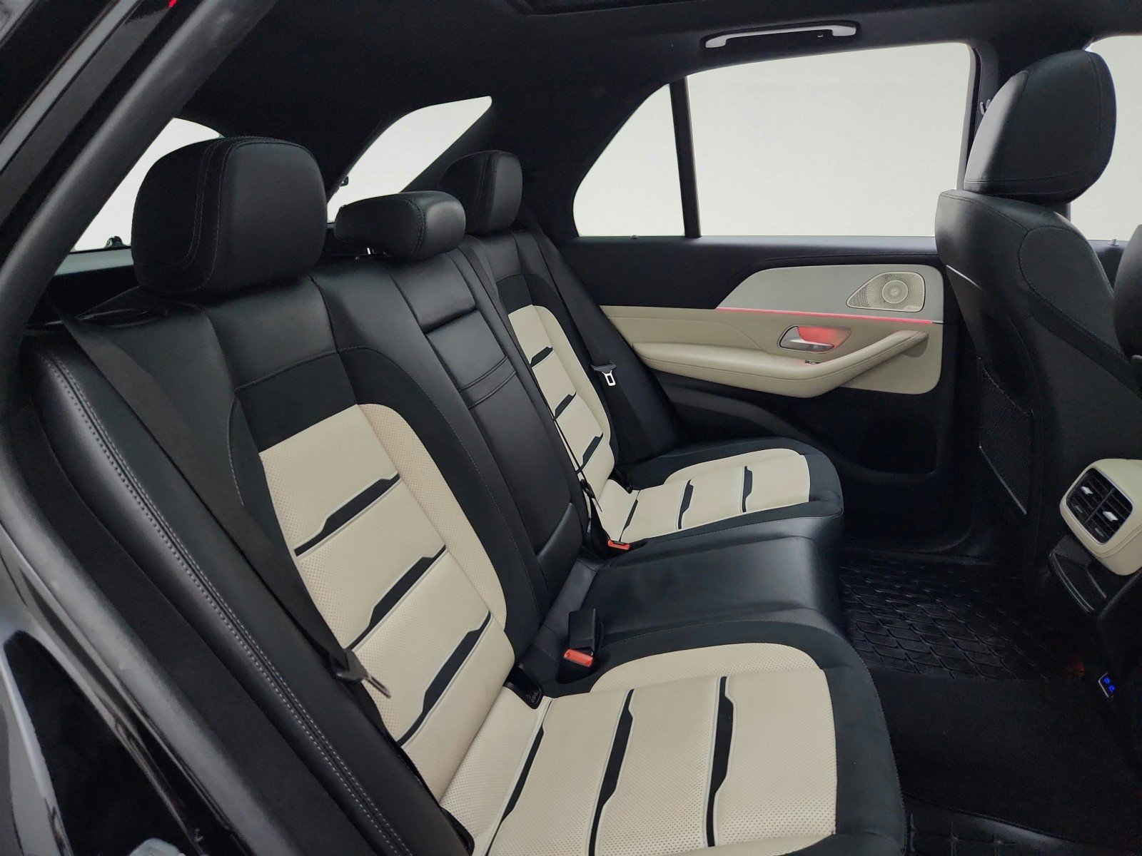 Certified 2024 Mercedes-Benz GLE 53 AMG 4MATIC image 32