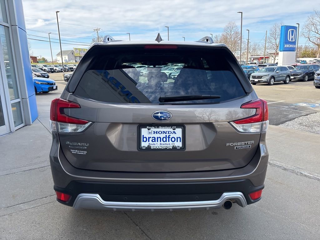 Used 2023 Subaru Forester Touring image 5