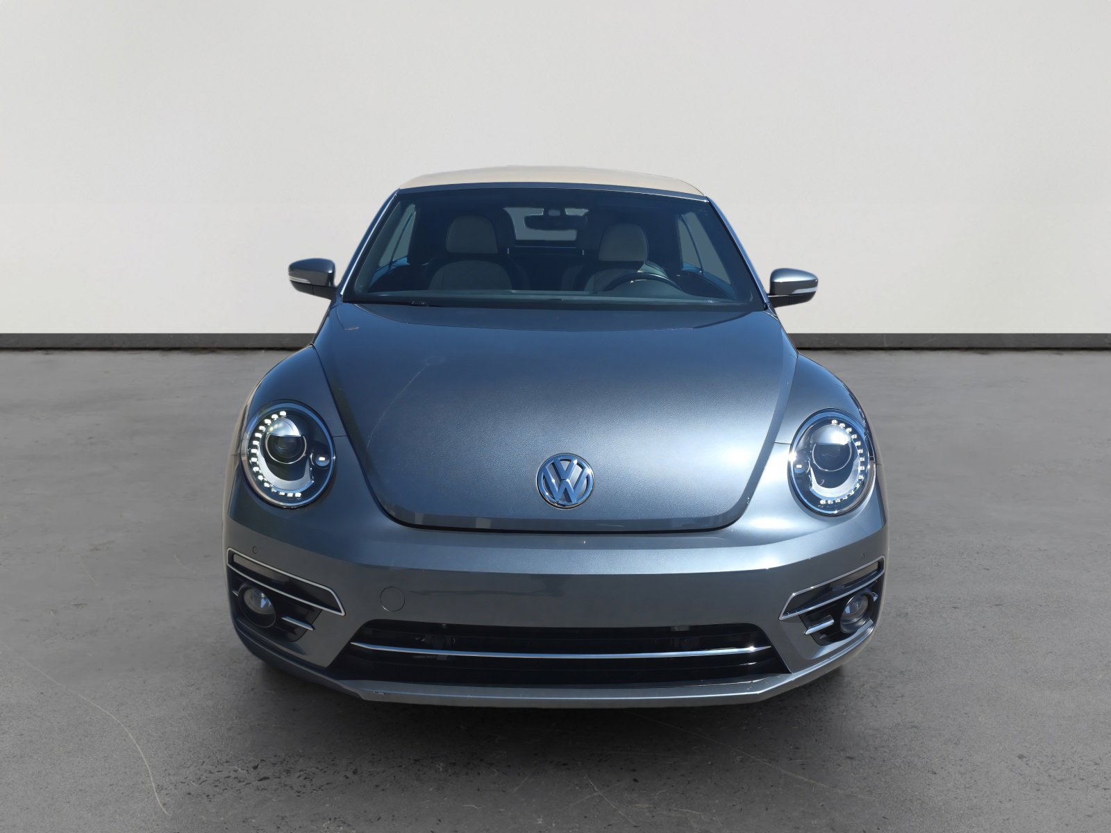 Used 2019 Volkswagen Beetle 2.0T Final Edition SEL image 8