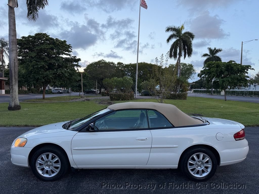 Used 2004 Chrysler Sebring GTC FWD image 15