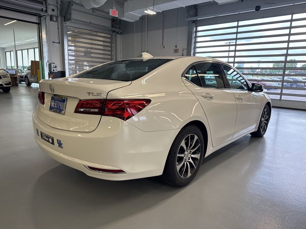 Used 2015 Acura TLX w/ Technology Package FWD image 3