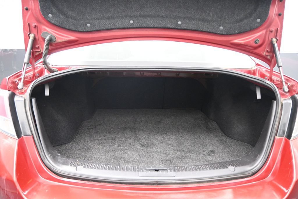 Used 2009 MAZDA MAZDA6 i Touring w/ Moonroof & Bose Pkg FWD image 24