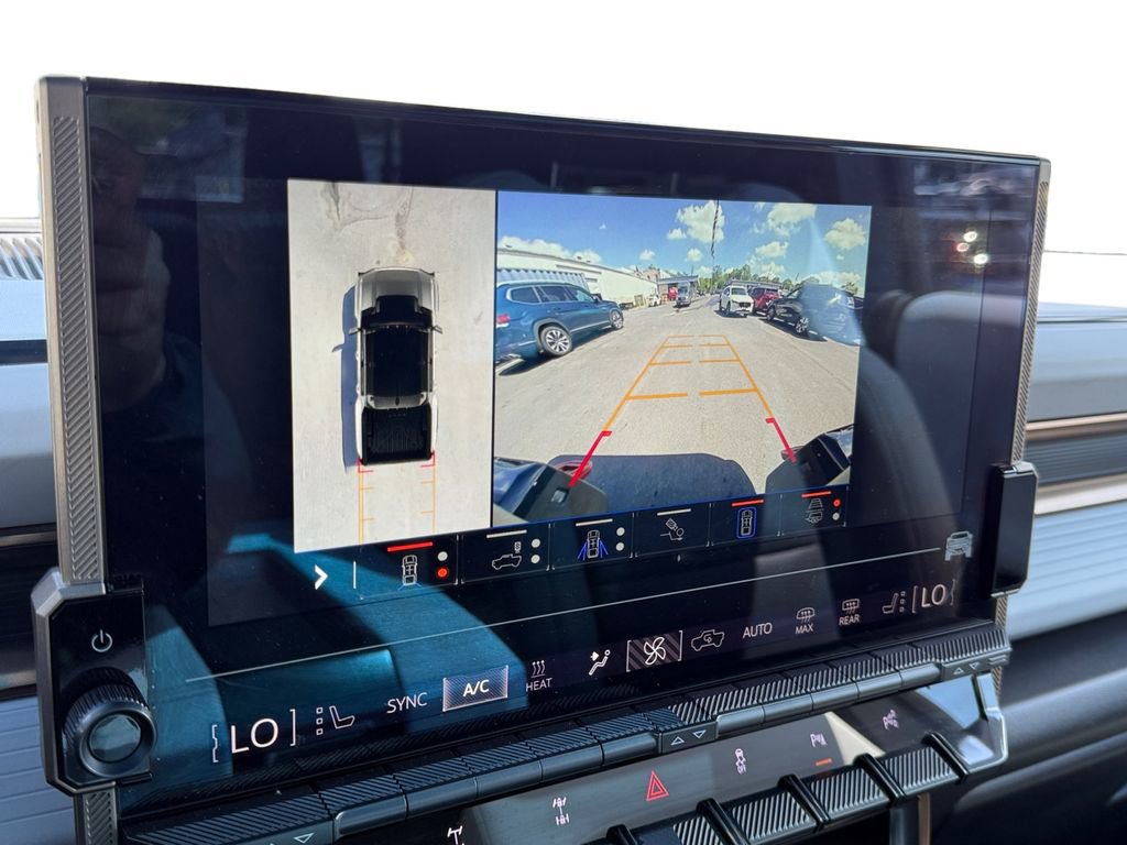 Used 2024 GMC Hummer EV 2X w/ Extreme Off-Road Package AWD/4WD image 15