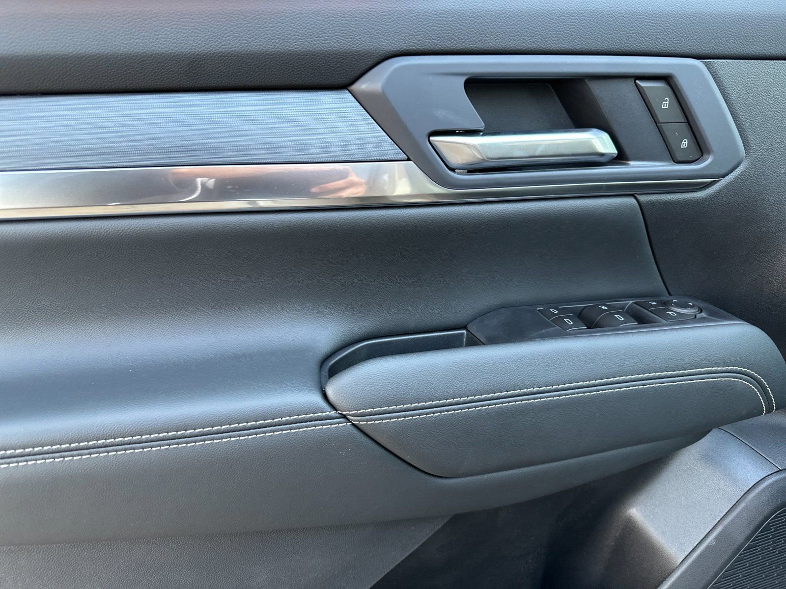New 2026 GMC Terrain Elevation w/ Technology Package II image 11