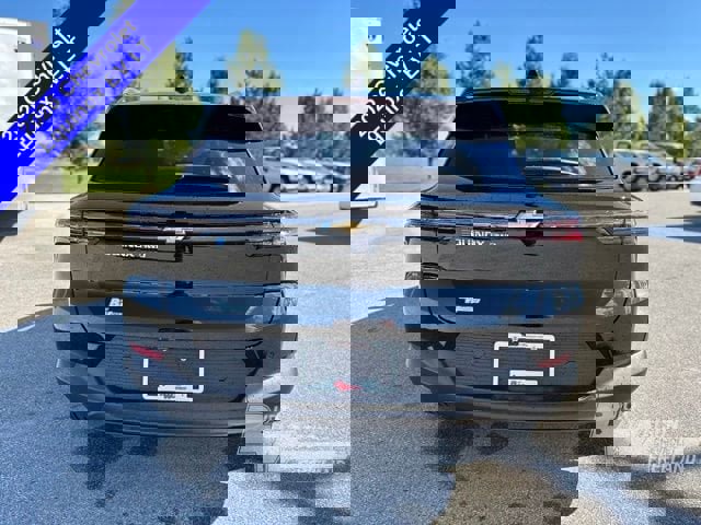 New 2026 Chevrolet Equinox EV LT image 4