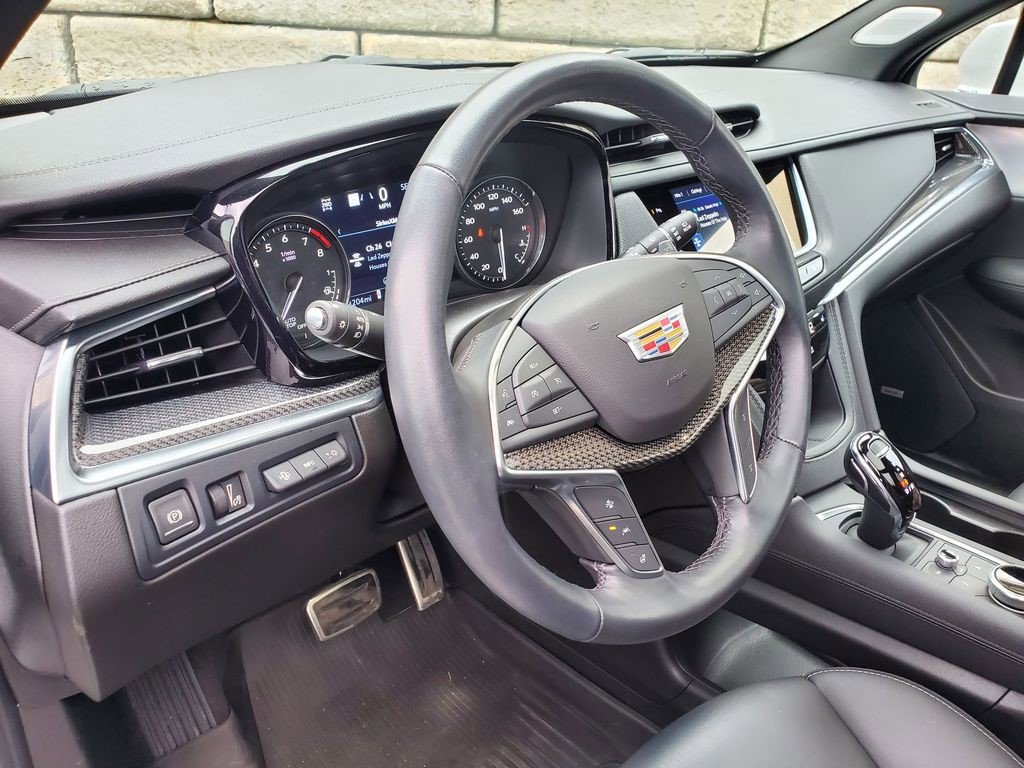 Certified 2023 Cadillac XT5 Sportv w/ Technology Package image 16