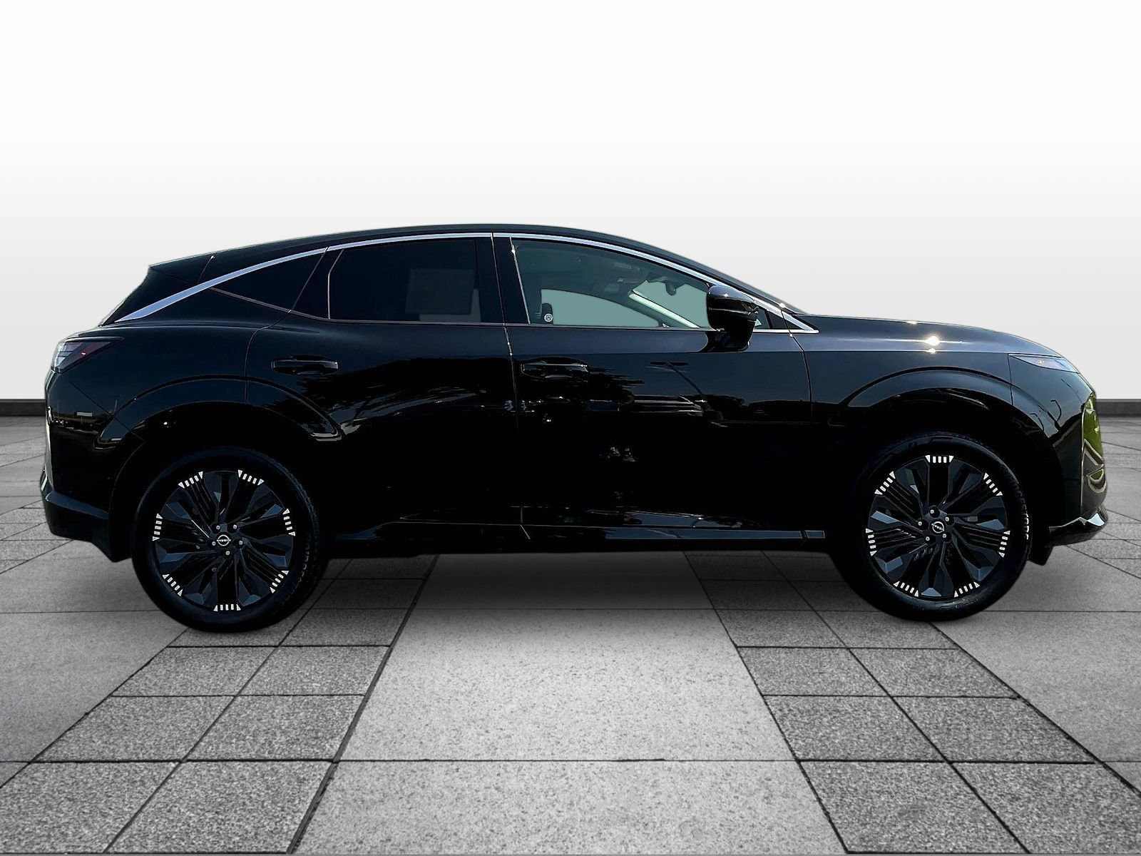 Certified 2025 Nissan Murano Platinum w/ Cargo Package AWD/4WD image 4