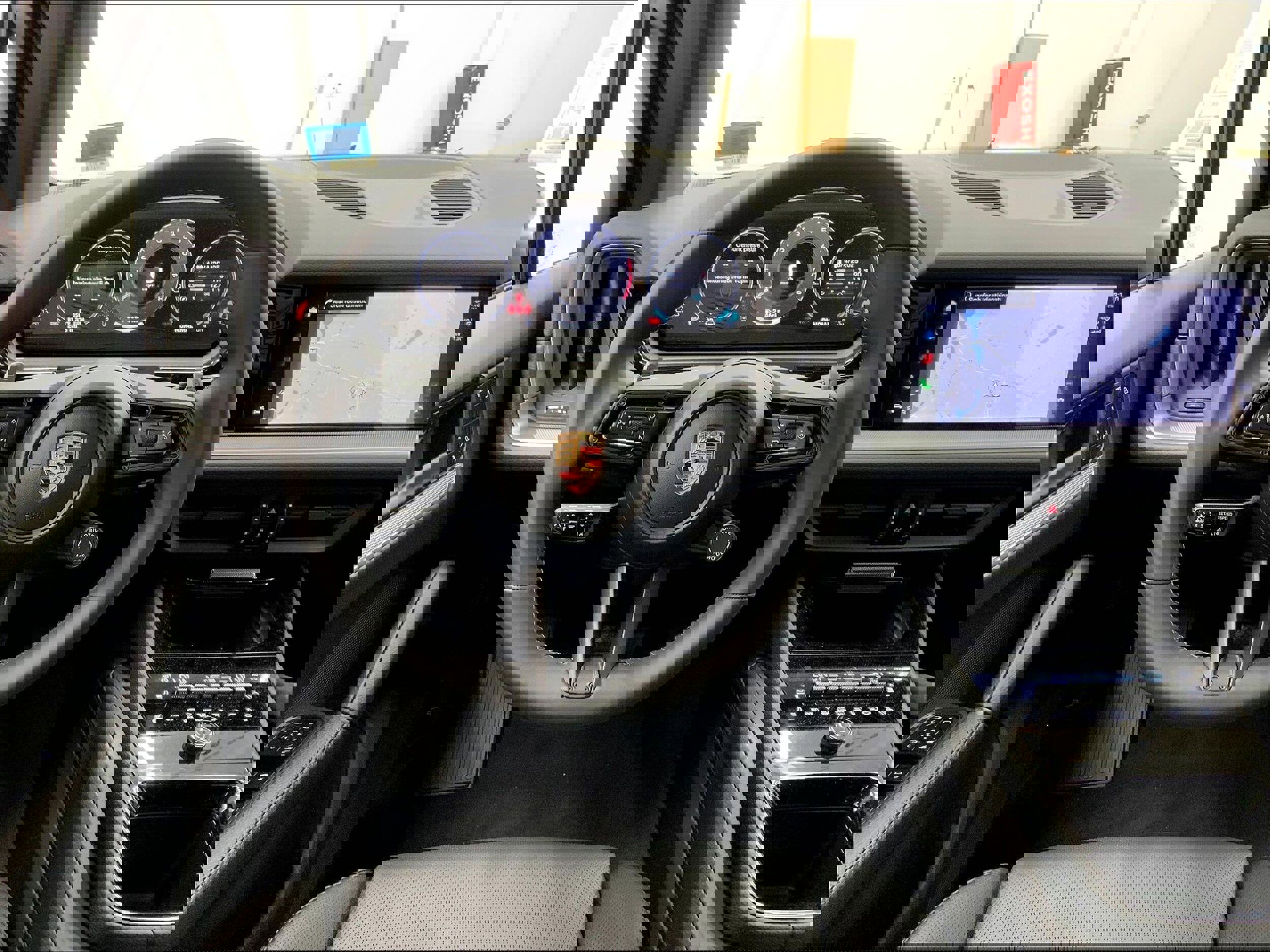 New 2025 Porsche Cayenne image 10