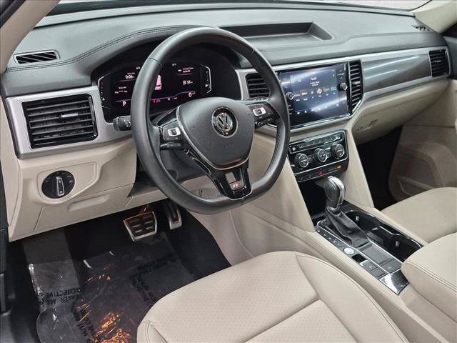 Used 2019 Volkswagen Atlas SEL R-Line FWD image 10