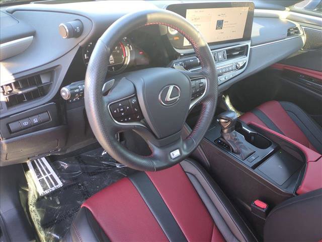 Used 2024 Lexus ES 350 F Sport w/ Accessory Package (Z2) image 10