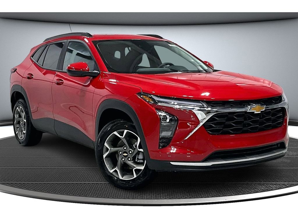 New 2026 Chevrolet Trax LT image 2