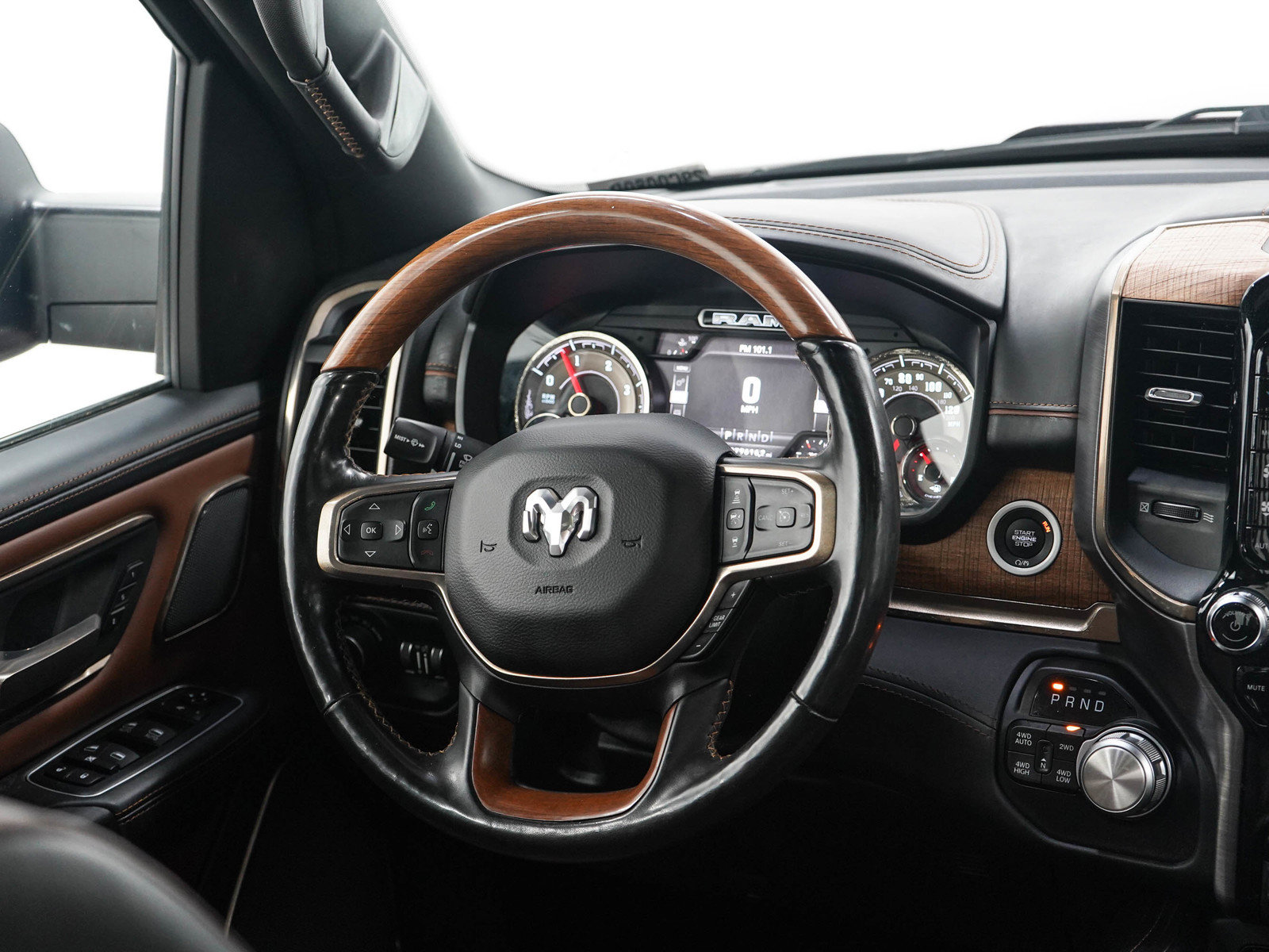 Used 2020 RAM 1500 Longhorn AWD/4WD image 14