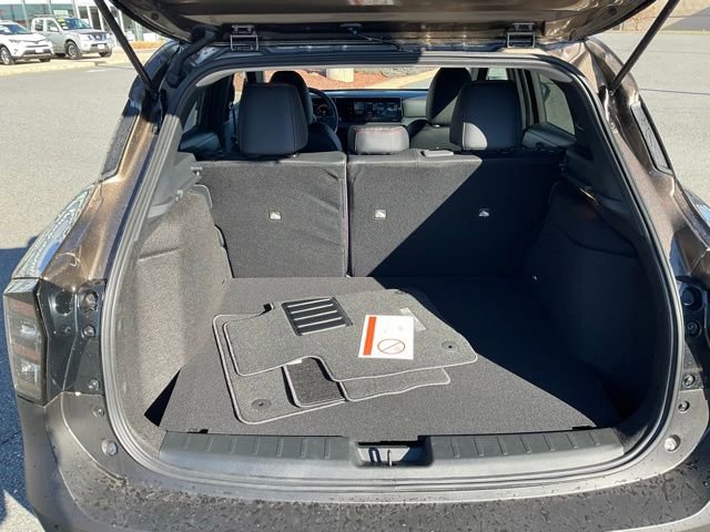 New 2026 Nissan Kicks SR w/ Cold Weather Package image 9