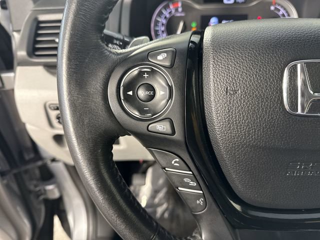 Used 2016 Honda Pilot Touring image 12