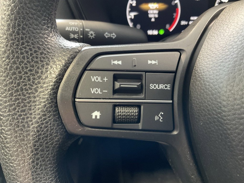 Used 2025 Honda CR-V EX image 12