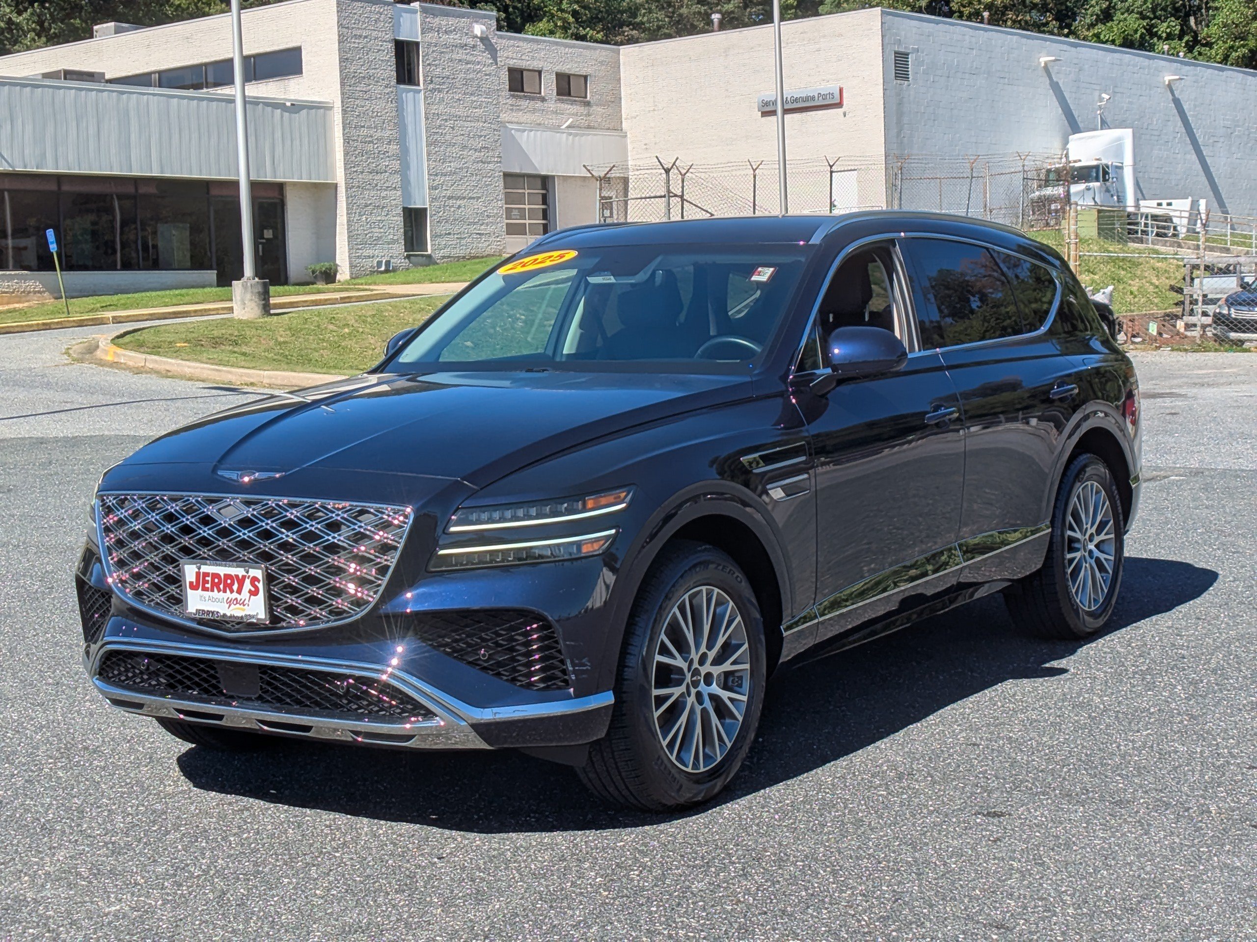 Used 2025 Genesis GV80 2.5T Standard AWD/4WD image 4