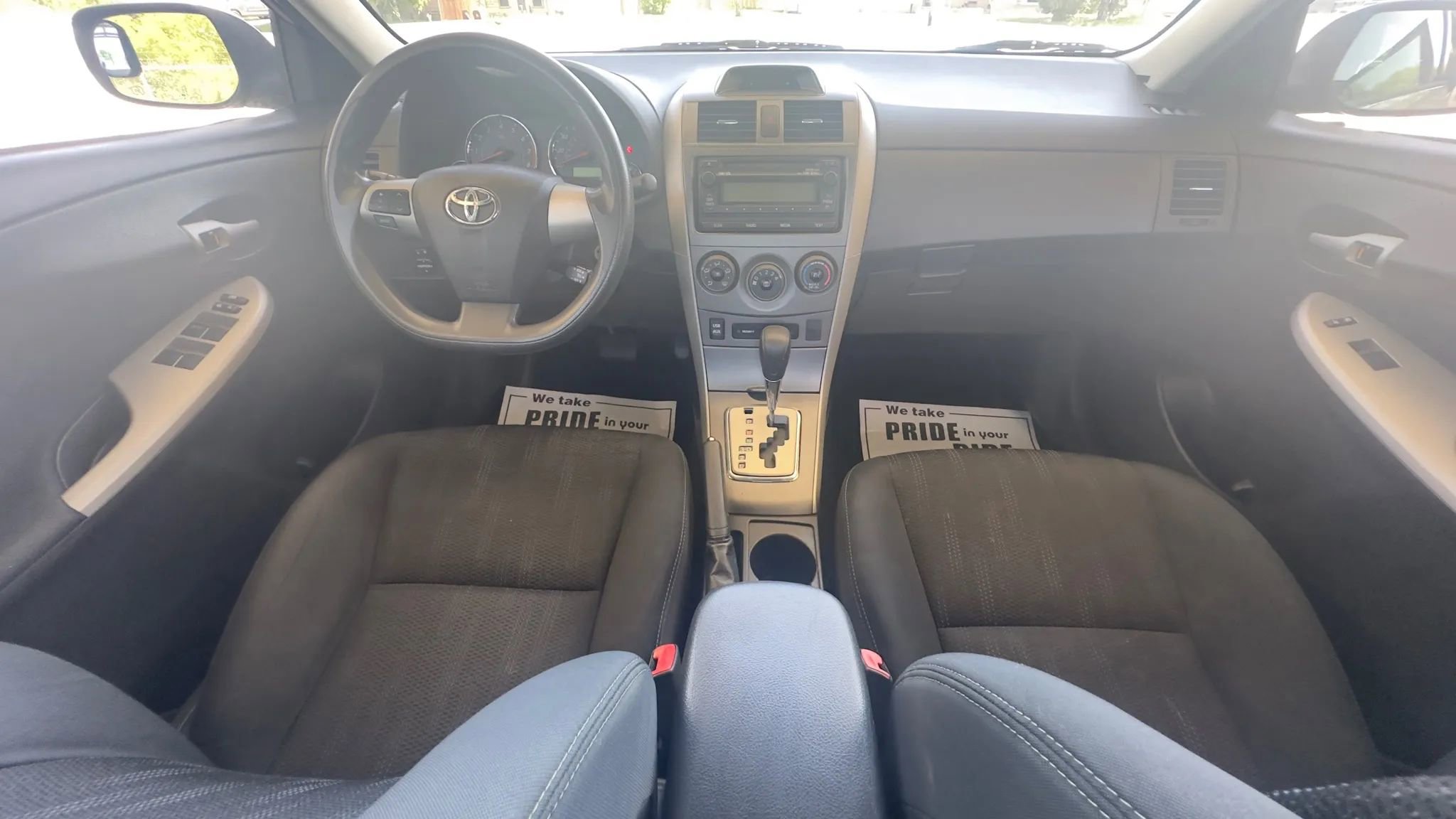 Used 2012 Toyota Corolla S image 31