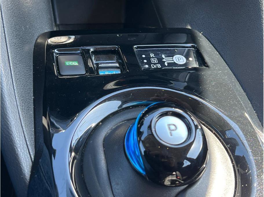 Used 2018 Nissan Leaf SV w/ SV Technology Package image 15