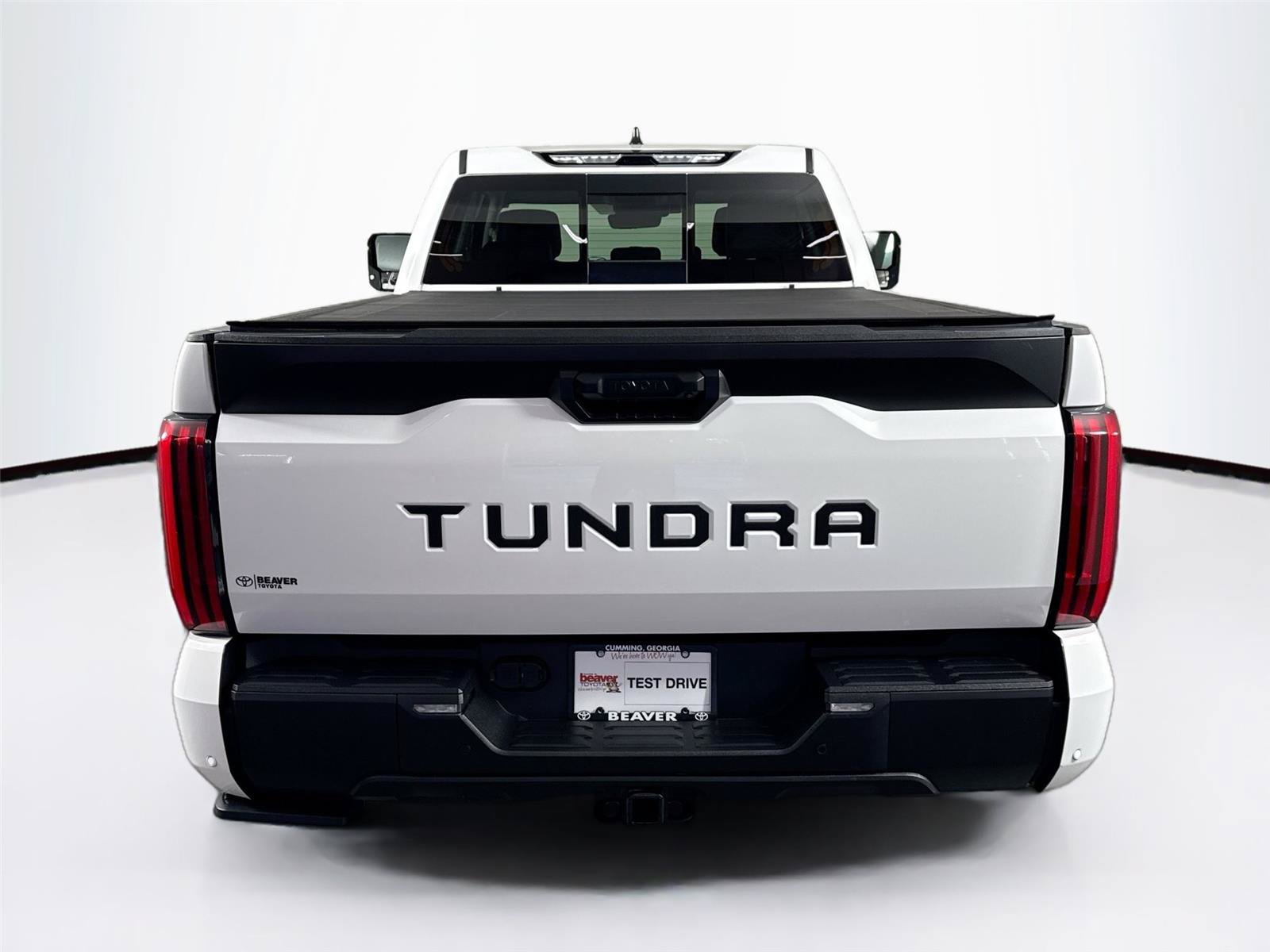 Used 2022 Toyota Tundra SR5 w/ SR5 Premium Package RWD image 11