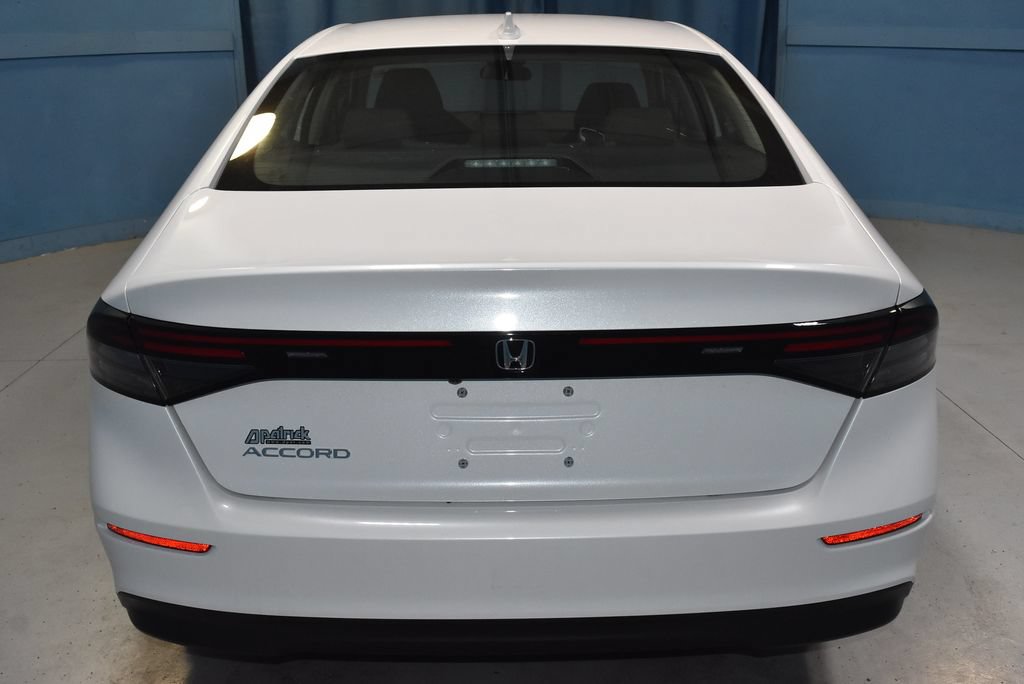 Used 2023 Honda Accord LX image 28