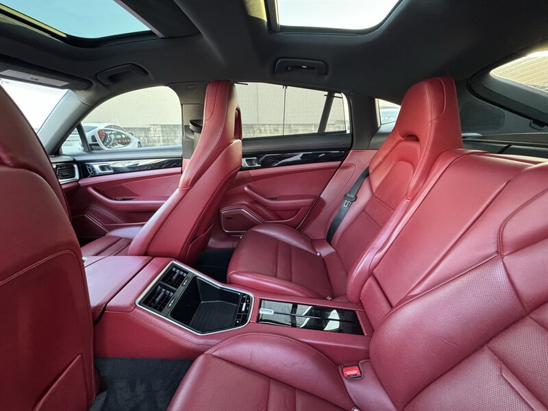 Used 2017 Porsche Panamera 4S AWD/4WD image 30