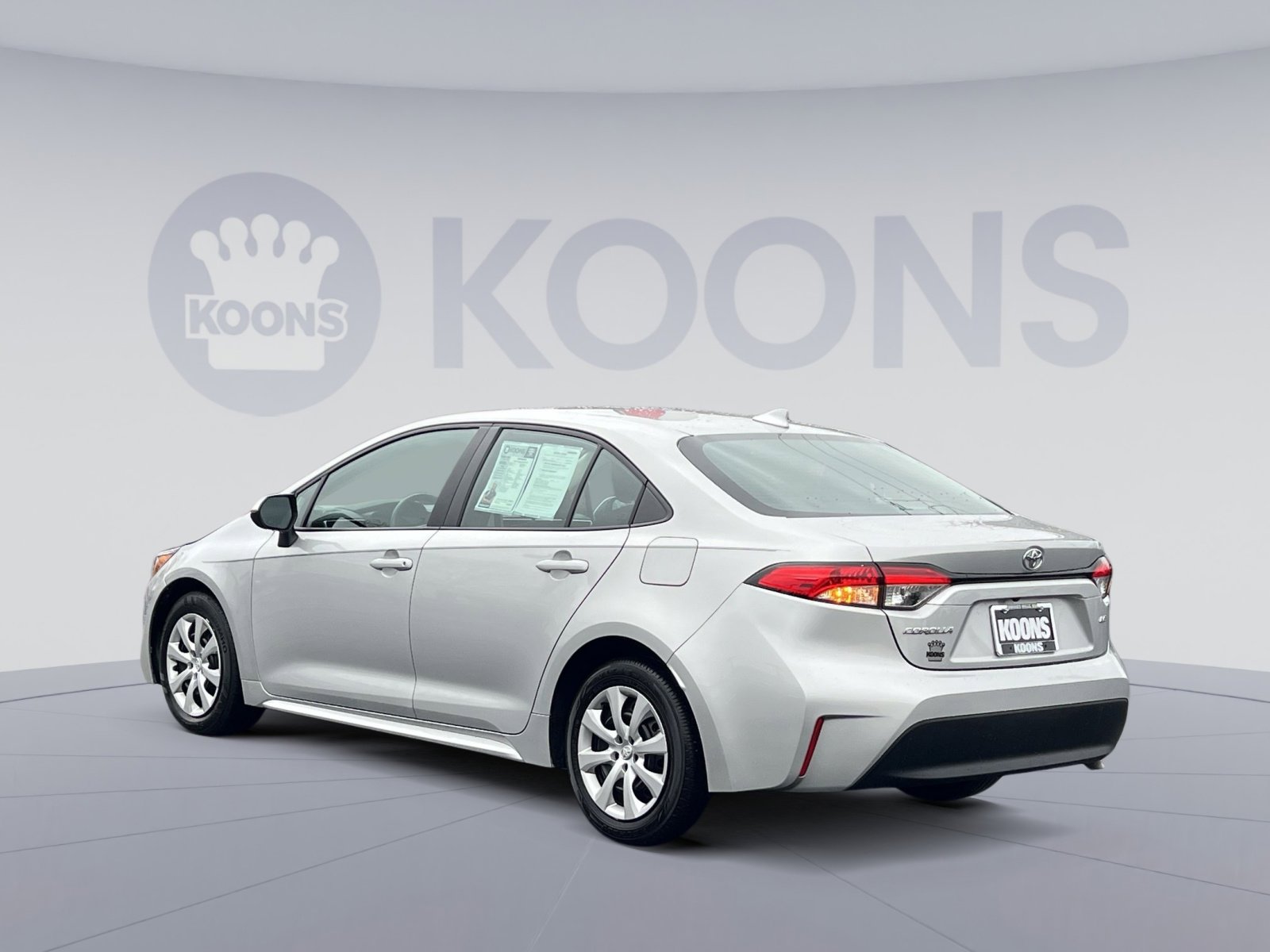 Used 2024 Toyota Corolla LE image 4