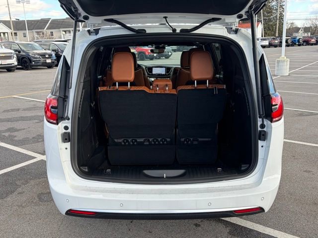 New 2026 Chrysler Pacifica Pinnacle FWD image 7