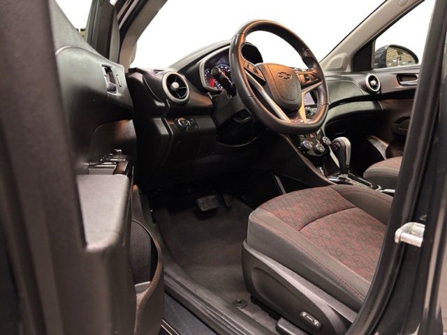 Used 2018 Chevrolet Sonic LT w/ Convenience Package image 8