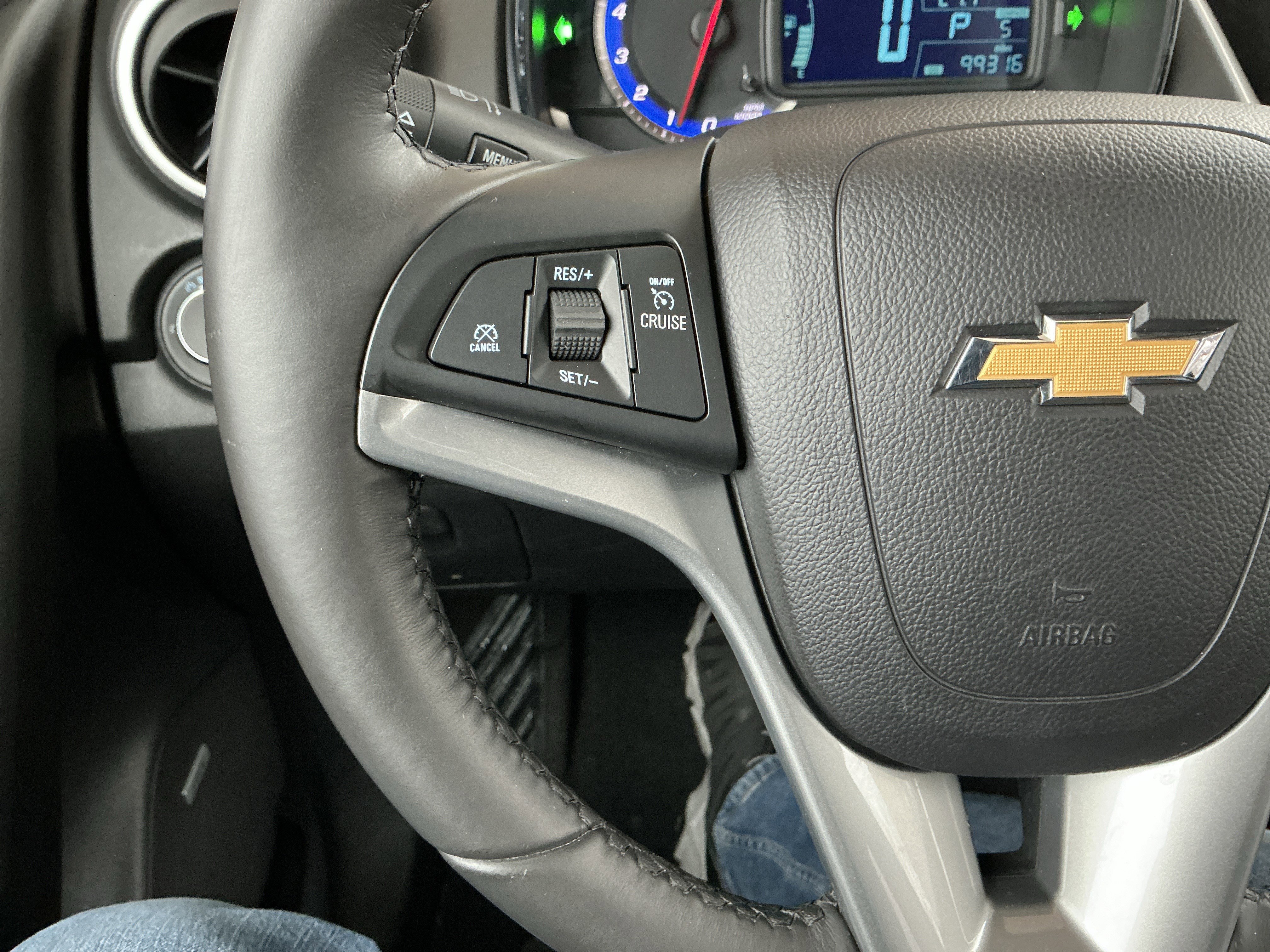 Used 2015 Chevrolet Trax LT w/ LT Sun and Sound Package image 12