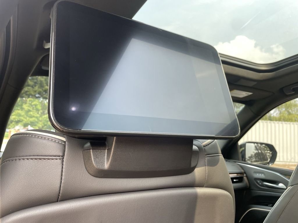 Used 2024 Cadillac Escalade Premium Luxury w/ LPO, Floor Liner Package image 29